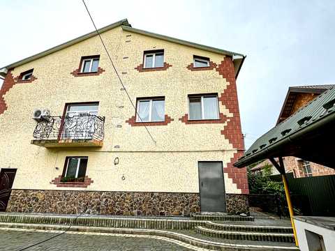 будинок за адресою Січових Стрільців вул.