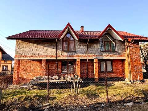 дом по адресу Степана Бандери ул.