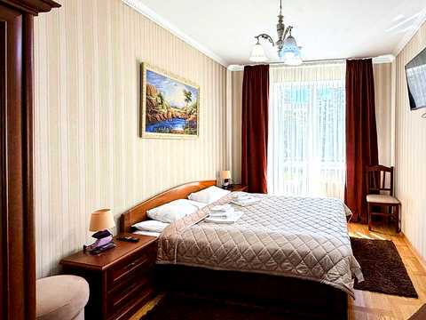 коммерческая по адресу 50-річчя УПА ул., 14