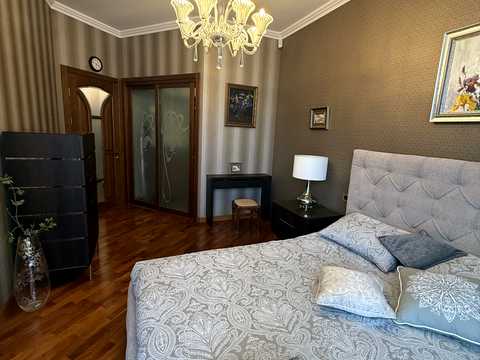 квартира за адресою Євгена Коновальця вул. (Щорса), 36-В