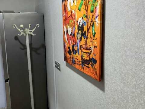 квартира по адресу Строителей ул., 12