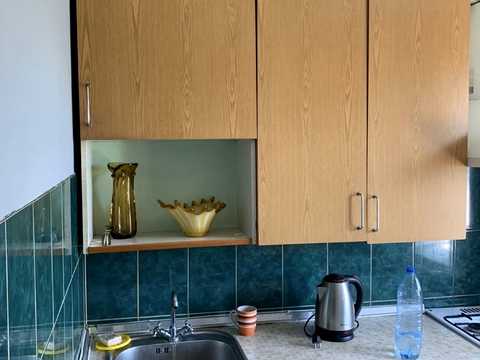 квартира по адресу Строителей ул., 12