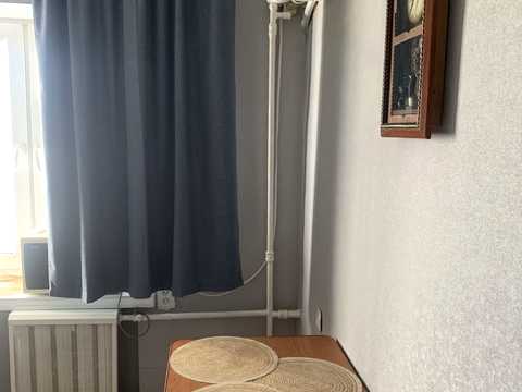 квартира по адресу Строителей ул., 12