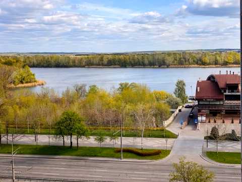 квартира за адресою Набережна Перемоги, 50