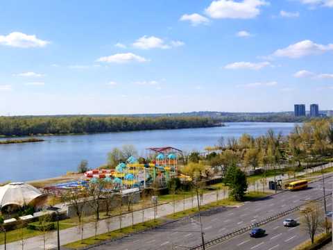 квартира за адресою Набережна Перемоги, 50