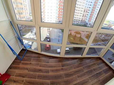 квартира за адресою Софії Русової вул., 7
