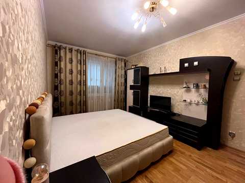 квартира по адресу Драгоманова ул., 1-Л