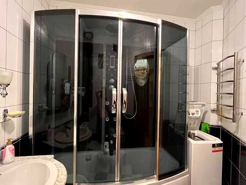 квартира по адресу Драгоманова ул., 1-Л