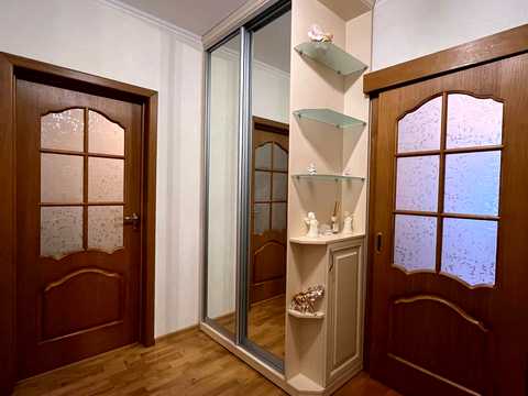 квартира по адресу Драгоманова ул., 1-Л