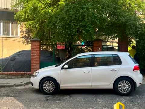 квартира за адресою Академіка Філарета Колесси вул. (), 17