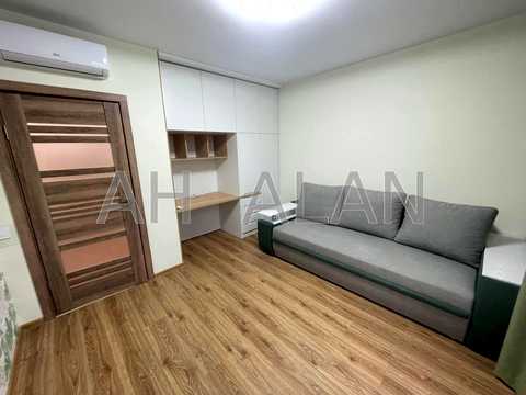 квартира за адресою Микільсько-Слобідська вул., 15