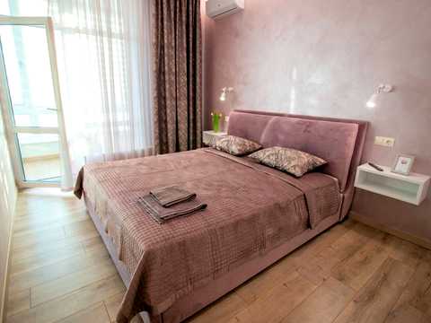квартира за адресою Рея Бредбері вул., 2