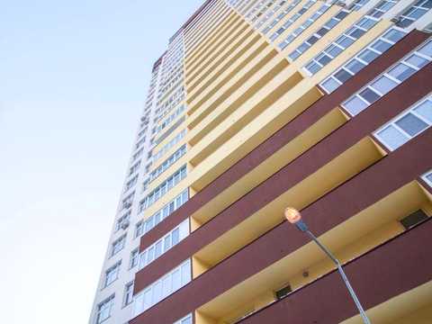квартира за адресою Рея Бредбері вул., 2