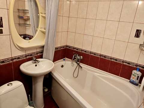 квартира за адресою Дегтярівська вул., 11-В