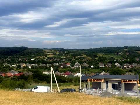 ділянка за адресою Плотені