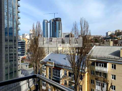 квартира за адресою Джона Маккейна вул. (Івана Кудрі), 7
