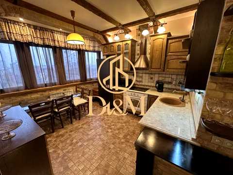 квартира за адресою Дмитрівська вул., 80