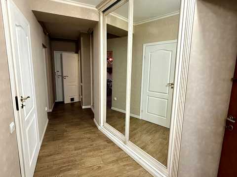 квартира по адресу Миколы Бажана просп., 26