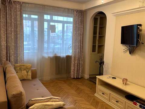 квартира за адресою Кловський узвіз, 24