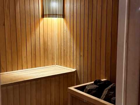 будинок за адресою Педагогічна вул., 12