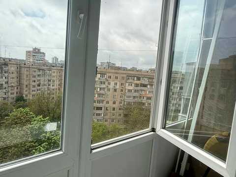 квартира за адресою Євгена Чикаленка вул., 58/1