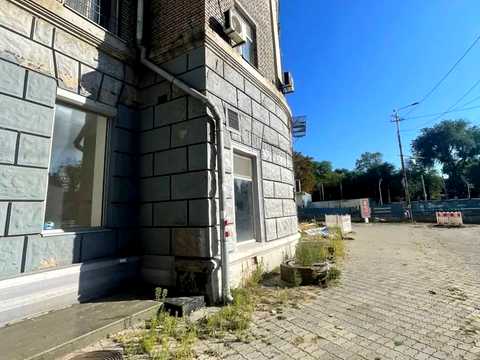 коммерческая по адресу Дмитрия Яворницкого просп. (Карла Маркса), 82