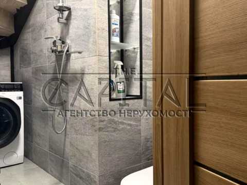 квартира за адресою Регенераторна вул., 4 к15