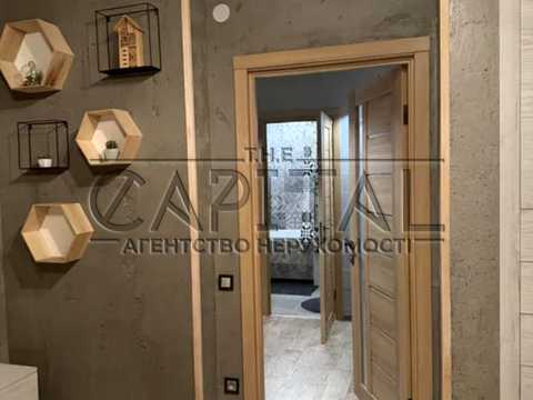 квартира за адресою Регенераторна вул., 4 к15