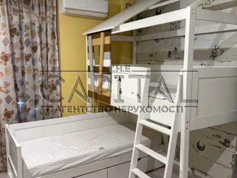 квартира за адресою Регенераторна вул., 4 к15