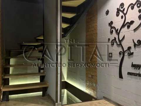 квартира за адресою Регенераторна вул., 4 к15