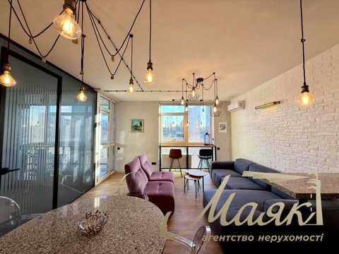 комерційна за адресою Джона Маккейна вул. (Івана Кудрі), 3-А