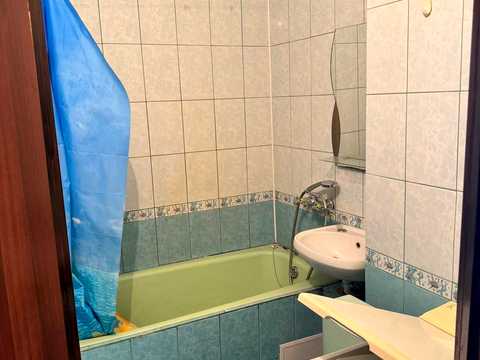 квартира за адресою Леся Курбаса просп., 2/13