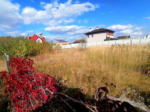 участок по адресу Хотянівська