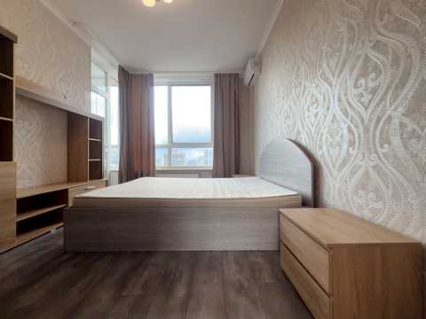 квартира по адресу Олександра Олеся ул., 2-В
