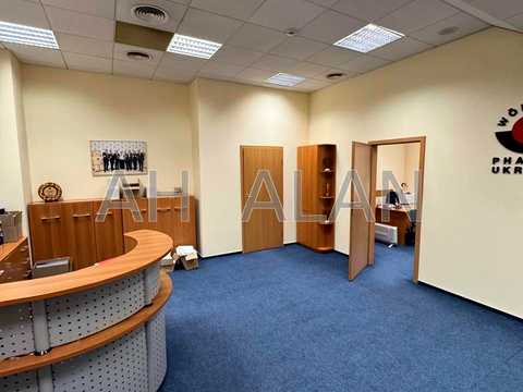 коммерческая по адресу Дегтяревская ул., 62