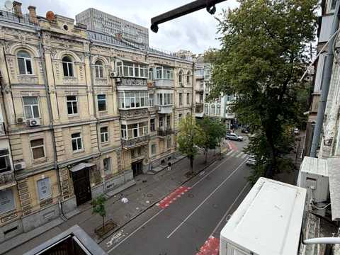 квартира за адресою Олеся Гончара вул., 77