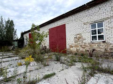 комерційна за адресою Центральна, 17