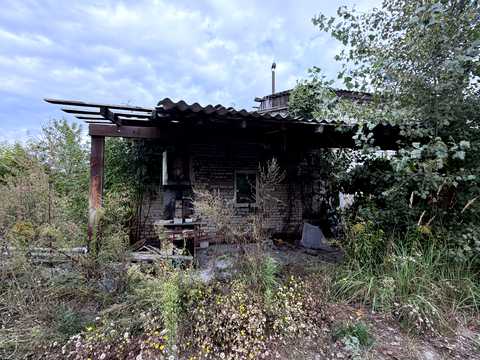 комерційна за адресою Центральна, 17