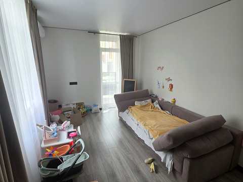 квартира по адресу Олександра Олеся ул., 7
