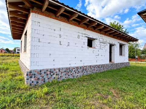 будинок за адресою Ромни, Гаркуші, 14