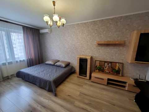 квартира по адресу Софии Русовой ул., 3