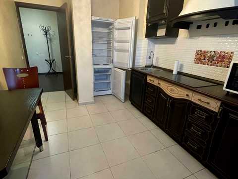 квартира за адресою Київ, Автозаводська вул., 29-А