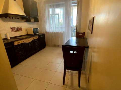 квартира за адресою Київ, Автозаводська вул., 29-А