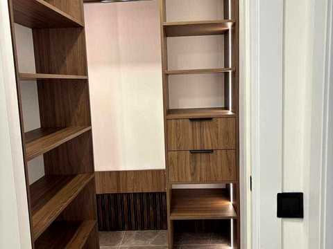 квартира за адресою Залізнична вул., 9-А