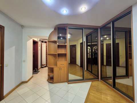 квартира за адресою Академіка Корольова просп., 24-А