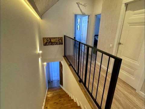 дом по адресу Лазурна ул.