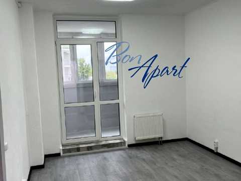 комерційна за адресою Микільсько-Слобідська вул., 10