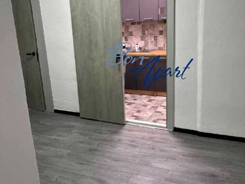 комерційна за адресою Микільсько-Слобідська вул., 10