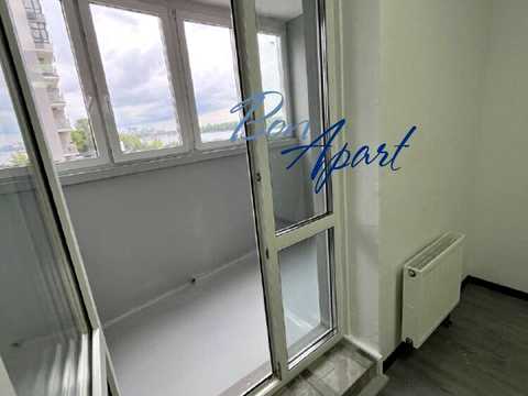 комерційна за адресою Микільсько-Слобідська вул., 10