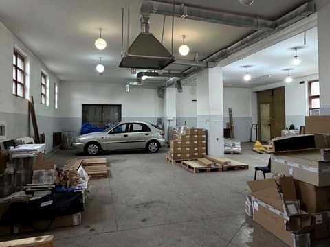 комерційна за адресою Стартова вул., 15